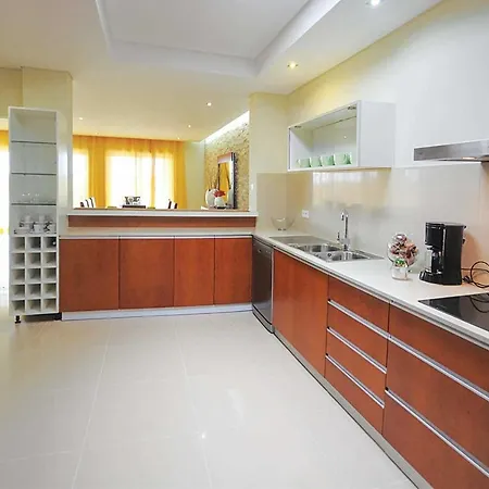 Litoral Villa