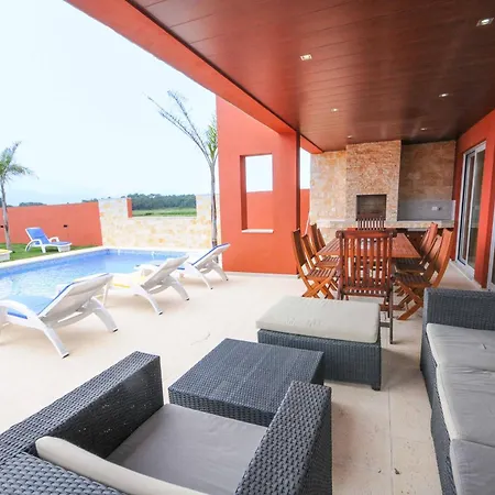 Litoral Villa